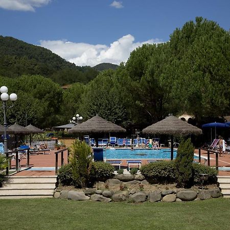 Villaggio Albergo San Lorenzo E Santa Caterina Пеша Екстериор снимка