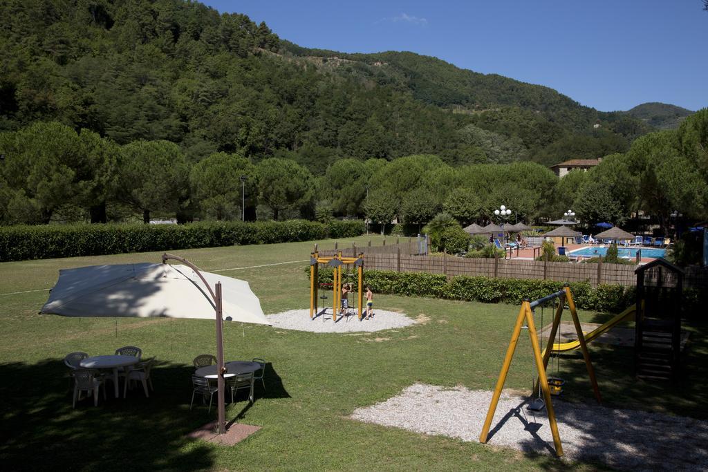 Villaggio Albergo San Lorenzo E Santa Caterina Пеша Екстериор снимка