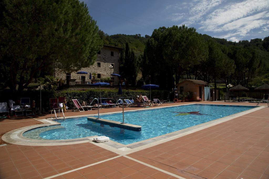 Villaggio Albergo San Lorenzo E Santa Caterina Пеша Екстериор снимка