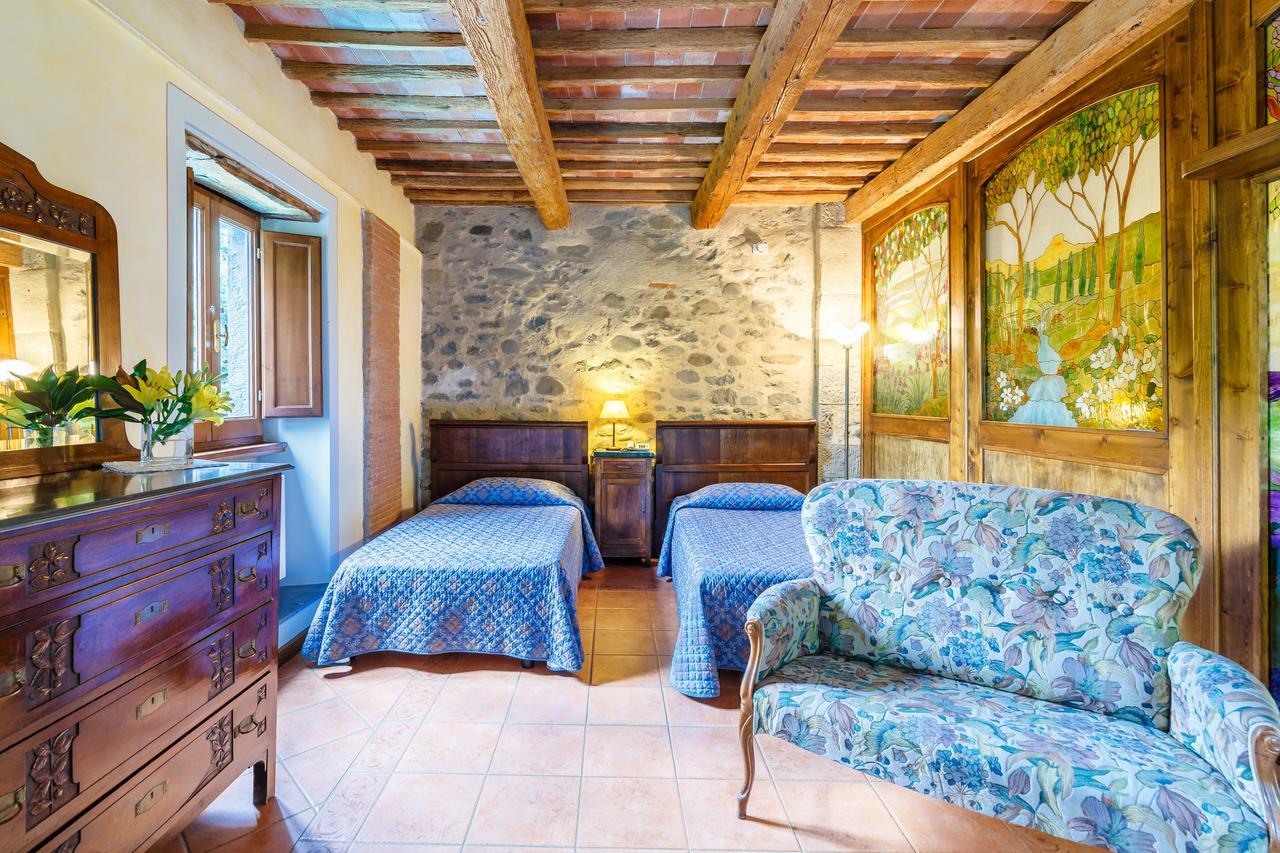 Villaggio Albergo San Lorenzo E Santa Caterina Пеша Екстериор снимка